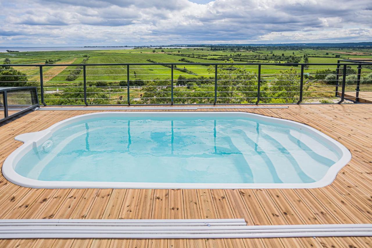 Nowe Domki Deluxe Z Widokiem Na Zatoke Z Basenem I Sauna Oslonino Exterior photo