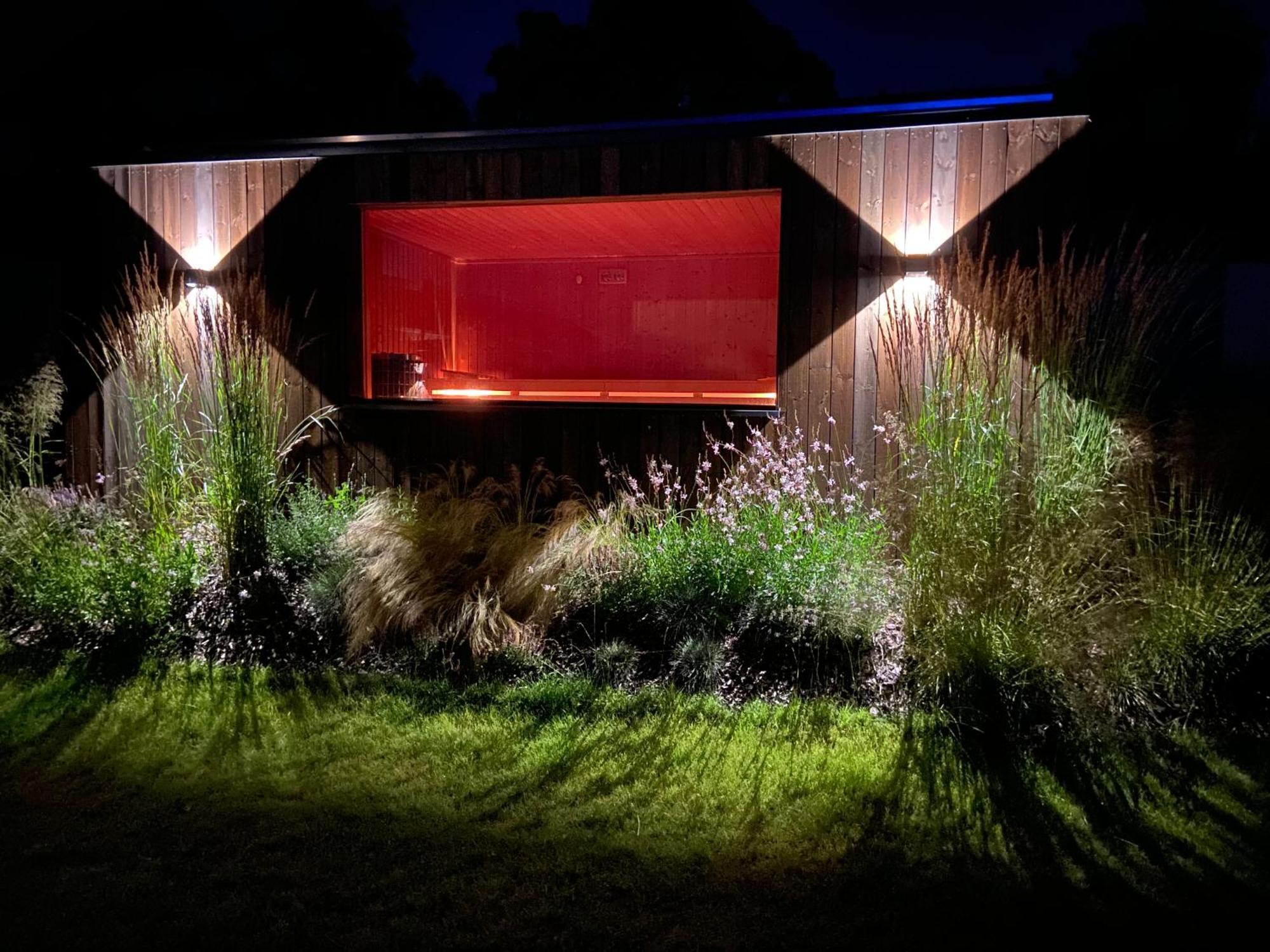 Nowe Domki Deluxe Z Widokiem Na Zatoke Z Basenem I Sauna Oslonino Exterior photo